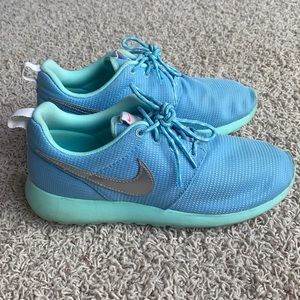 Limited Edition Nike Roshes, Size:7
